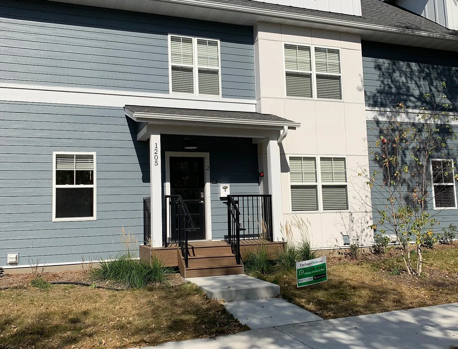 6 bed, $3,870 — Photo 2