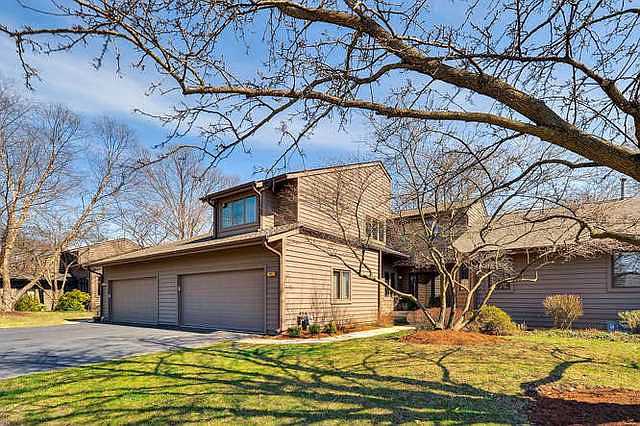 1st image of 104 Oakhill Ct