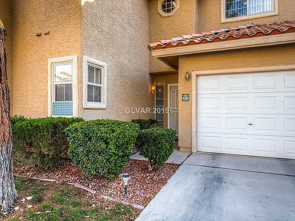 3rd image of 9349 Scenic Mountain Ln
