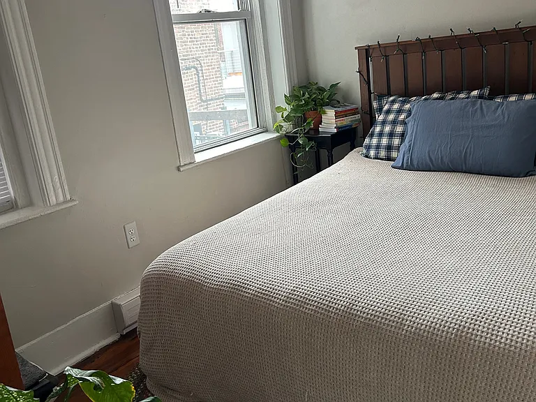 36 Charter St #5R — Photo 13