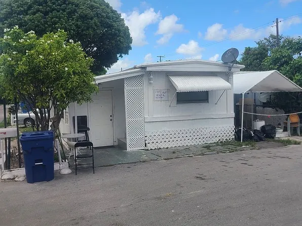 3520 NW 79th St #C6, Miami, FL 33147