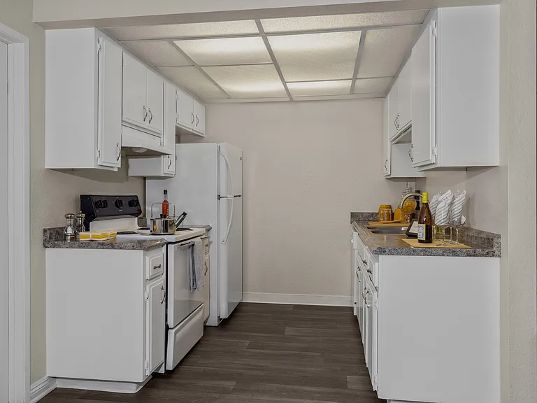 El Sereno Apartments — Photo 5