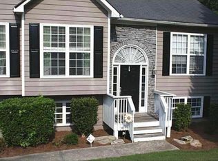 2825 Byrnwycke Ct, Buford, GA 30519