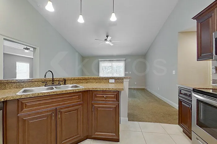 6 Malauka Radial Pl — Photo 9