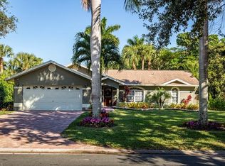 2487 River Reach Dr, Naples, FL 34104