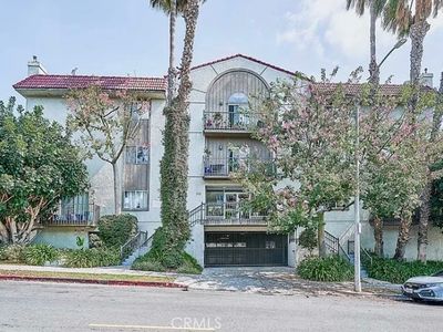 102 S Manhattan Pl APT 303, Los Angeles, CA, 90004