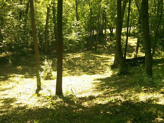 3rd image of 420 Hidden Oaks Dr NW
