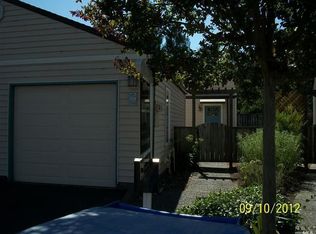 1560 Yardley St, Santa Rosa, CA 95403