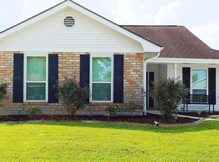 244 River Village Dr, Destrehan, LA 70047