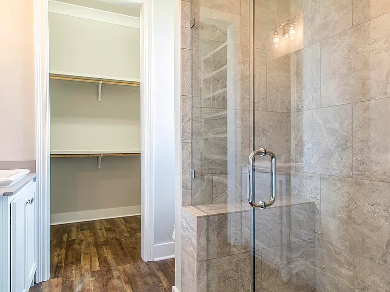 1007 Camellia Blvd #200 — Photo 4