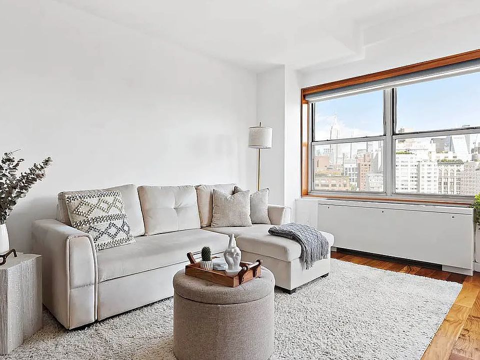 1st image of 33 Greenwich Ave #15D