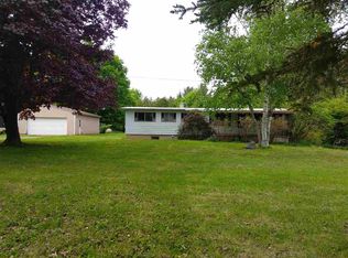 1231 Norwood Rd, Charlevoix, MI 49720