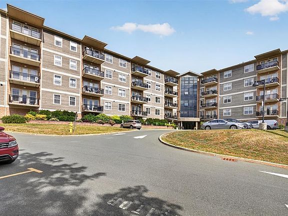 2nd image of 566 Topsail Road UNIT 213