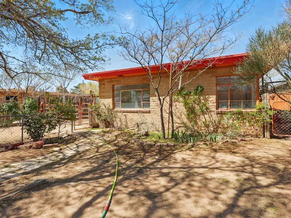 3529 Crest Ave SE, Albuquerque, NM 87106