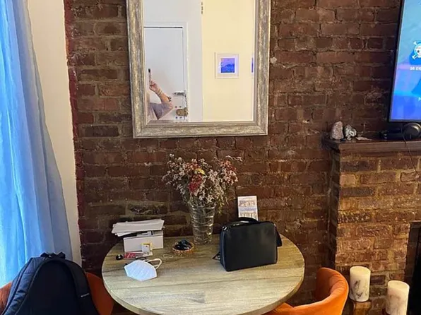 522 East 88th Street image 5 of 9