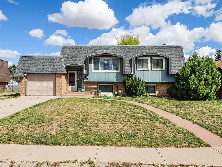 6909 Bomar Dr — Photo 1