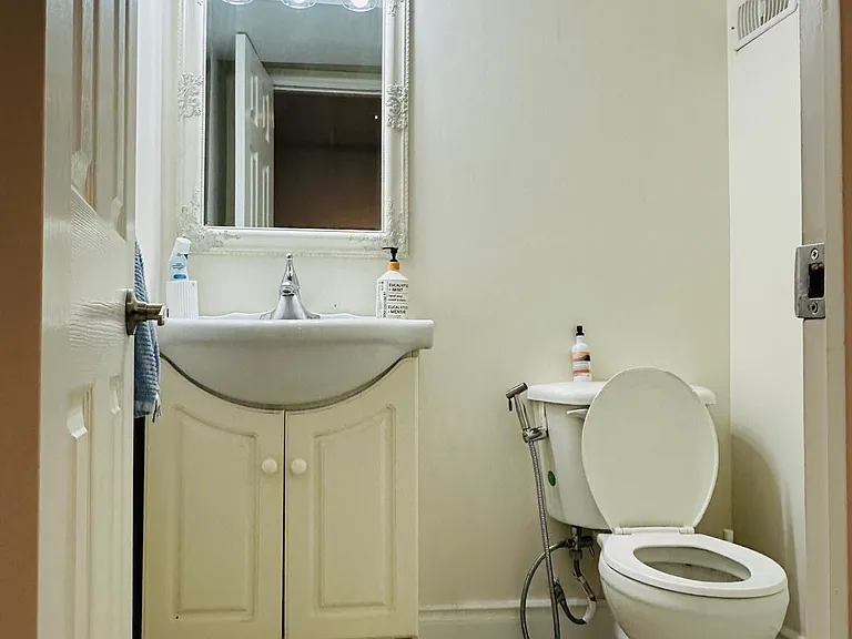 1 Havenbrook Ct — Photo 2
