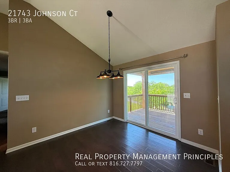 21743 Johnson Ct — Photo 7