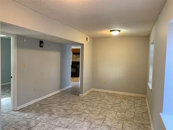 5th image of 42 N Claybrook St #2