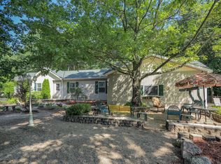 768 26th St, Allegan, MI 49010