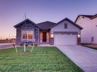 2353 Flagstaff Dr, Longmont, CO 80504