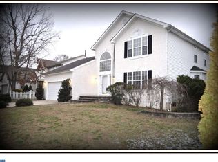 37 Cedar Grove Dr, Sicklerville, NJ 08081