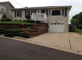 727 E North St, Darlington, WI 53530