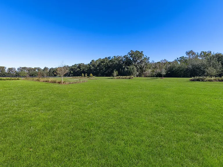 599 Flemington Path — Photo 13
