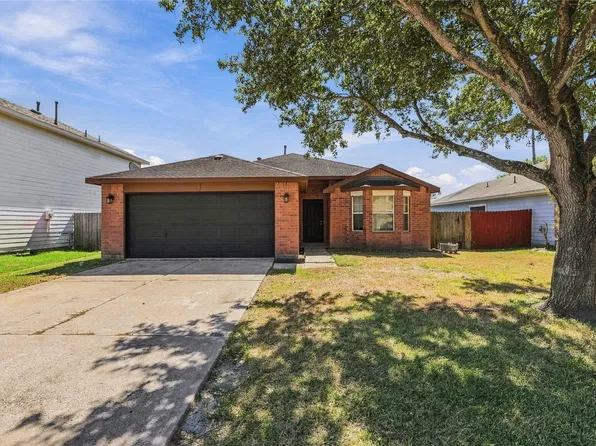 3910 Ridge Canyon Rd, Baytown, TX 77521