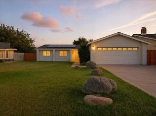 2123 Cottonwood Court, Hanford, CA 93230