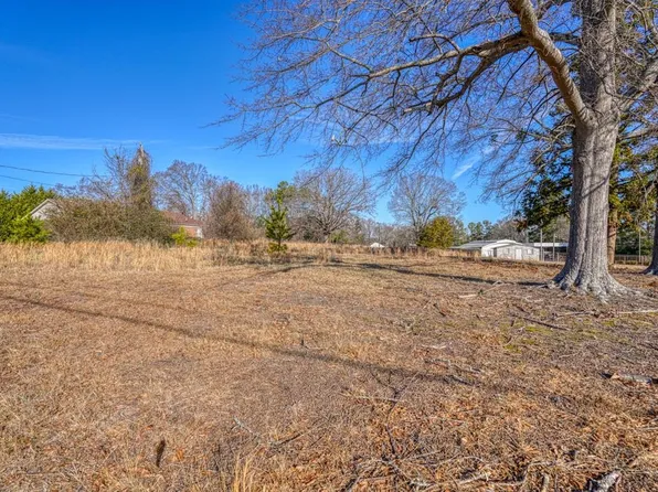 462 Cross Anchor Rd, Woodruff, SC 29388