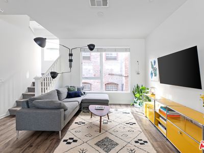 5635 Cielo Way, Los Angeles, CA, 90028