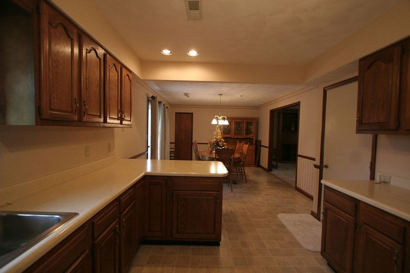 1st image of 4490 Baden Strasse