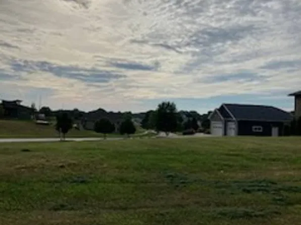 507 W Leblanch St, Hartington, NE 68739