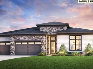 490 N Y St, Washougal, WA