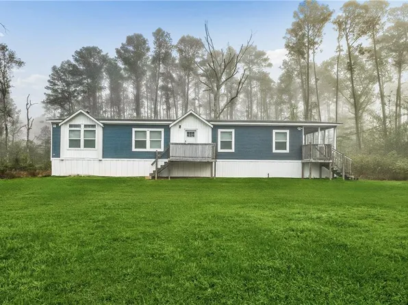 27125 Lakeview Dr, Holden, LA 70744