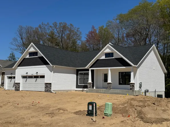 6182 Sturgeon Run, Muskegon, MI 49444