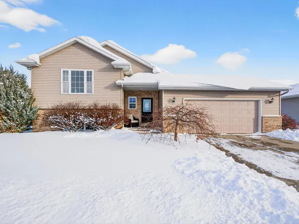2520 Marathon Ave, Neenah, WI 54956
