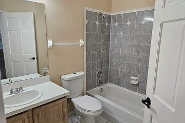1262 Palm Bluff Dr — Photo 8