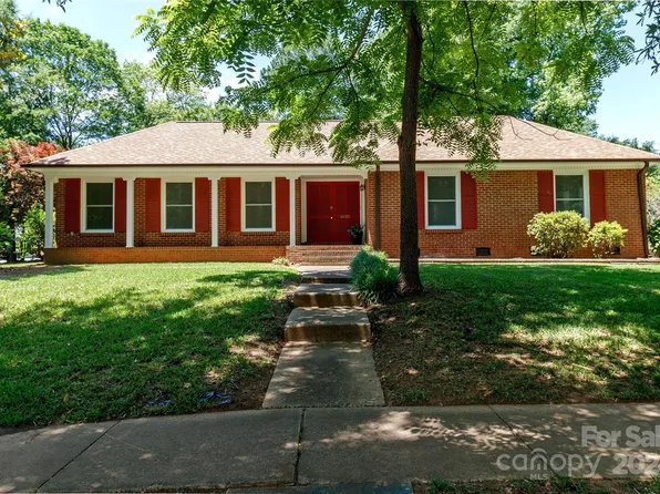 6120 Idlebrook Dr, Charlotte, NC 28212