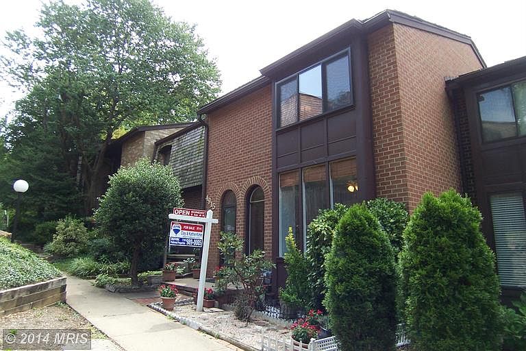 1st image of 4915 Casimir St