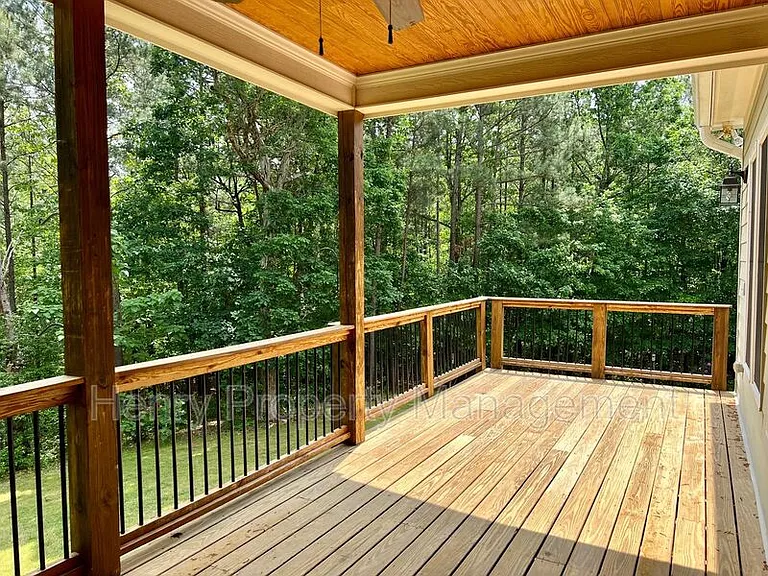 5804 Yates Mill Pond Rd — Photo 9