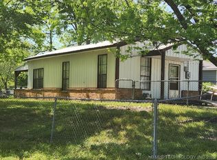 210 E Chickasaw St, Tahlequah, OK 74464