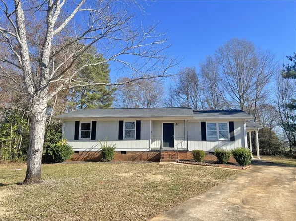 217 Amanda Dr, Central, SC 29630