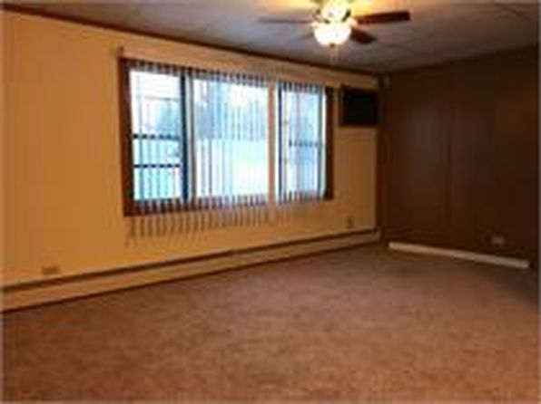 301 E McKenney St #8