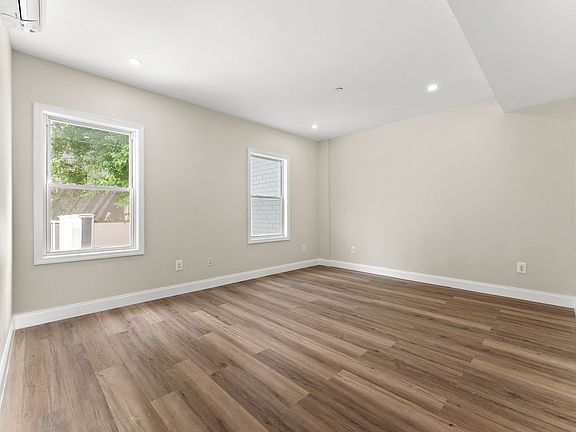5th image of 217 Butler St Unit 1