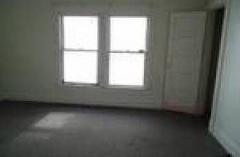 2nd image of 206 N Gray St