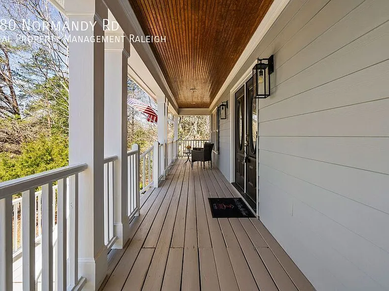 180 Normandy Rd — Photo 44