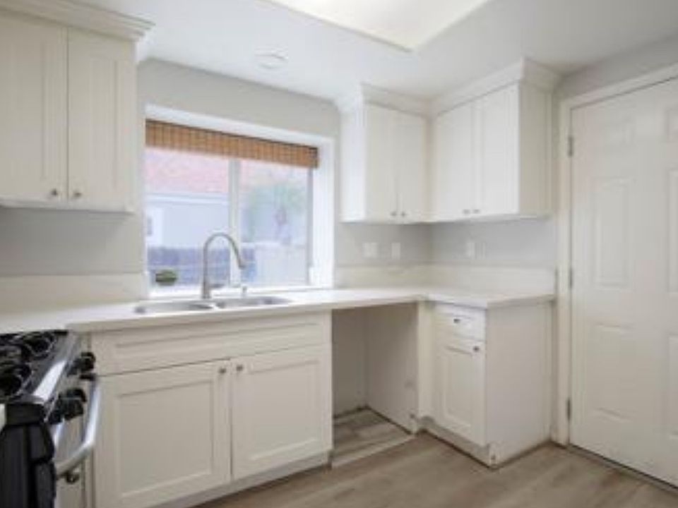 1st image of 41199 Primula Cir