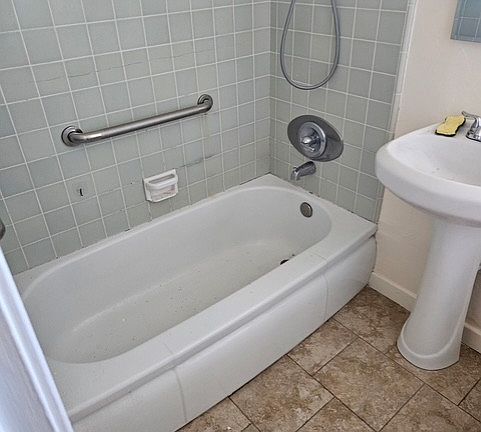 5th image of 300 Allendale Rd #3